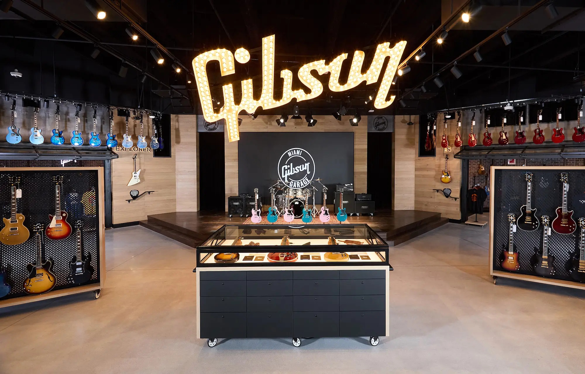Gibson-Garage-Miami-2.jpg