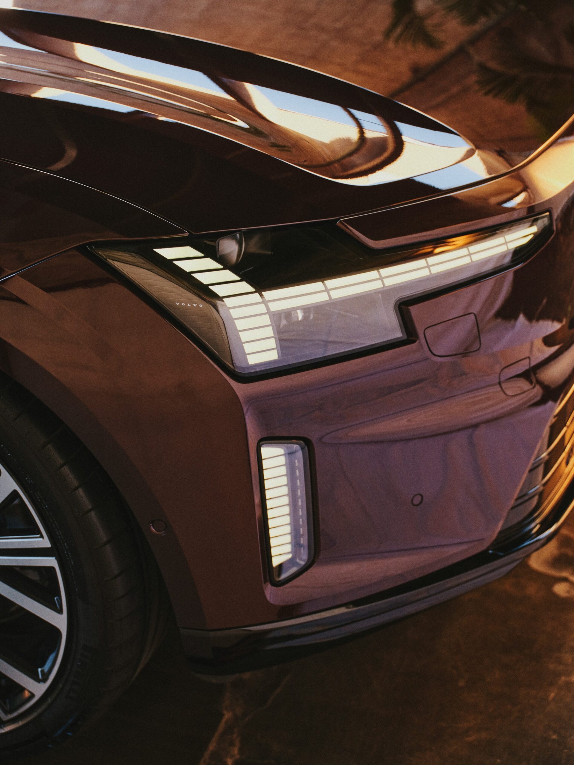 Volvo ES90, detalhe do farol