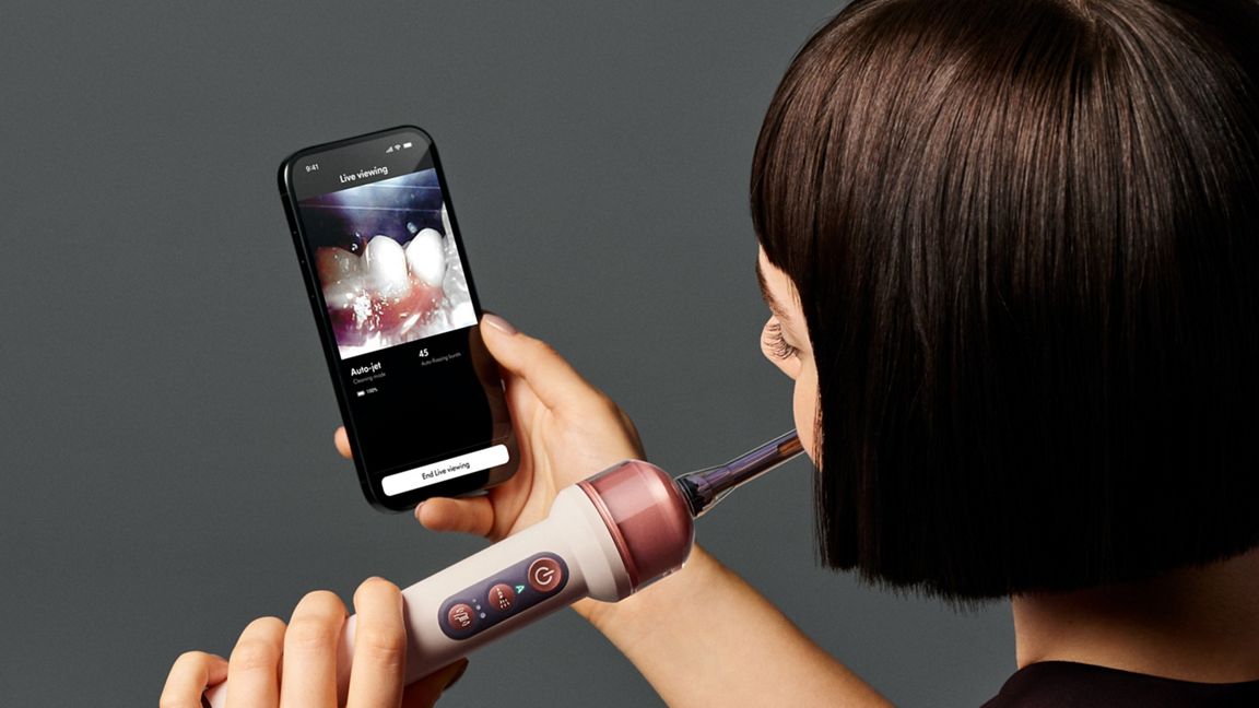 Escova de dentes Dyson CameraJet possui câmera e jato de água