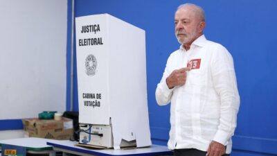 Luiz Inácio Lula Da Silva vota no segundo turno da eleição 2026, em São Bernardo do Campo