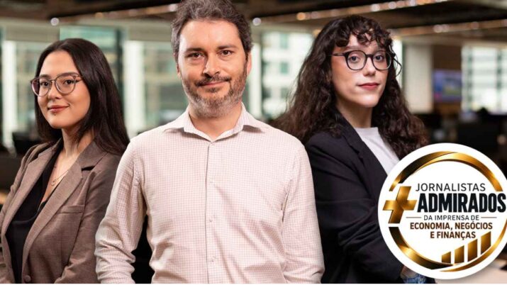 As repórteres Camille Lima (à esquerda) e Bia Azevedo (à direita) e o diretor de redação do Seu Dinheiro e do Money Times, Vinícius Pinheiro